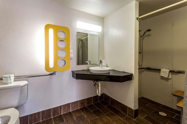 MOTEL 6 EVANSVILLE (Indiana)